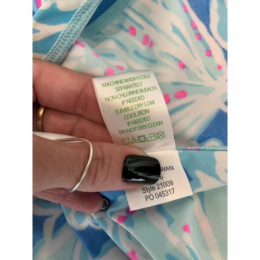 Lilly Pulitzer Luxletic Half-Zip Pullover Shell of a Time Print Size XL - Picture 8 of 8